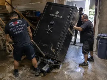 Moving a Liberty gun safe in the Portland, Oregon metro