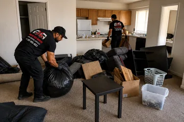 Rental cleanout trash removal crew in Utah